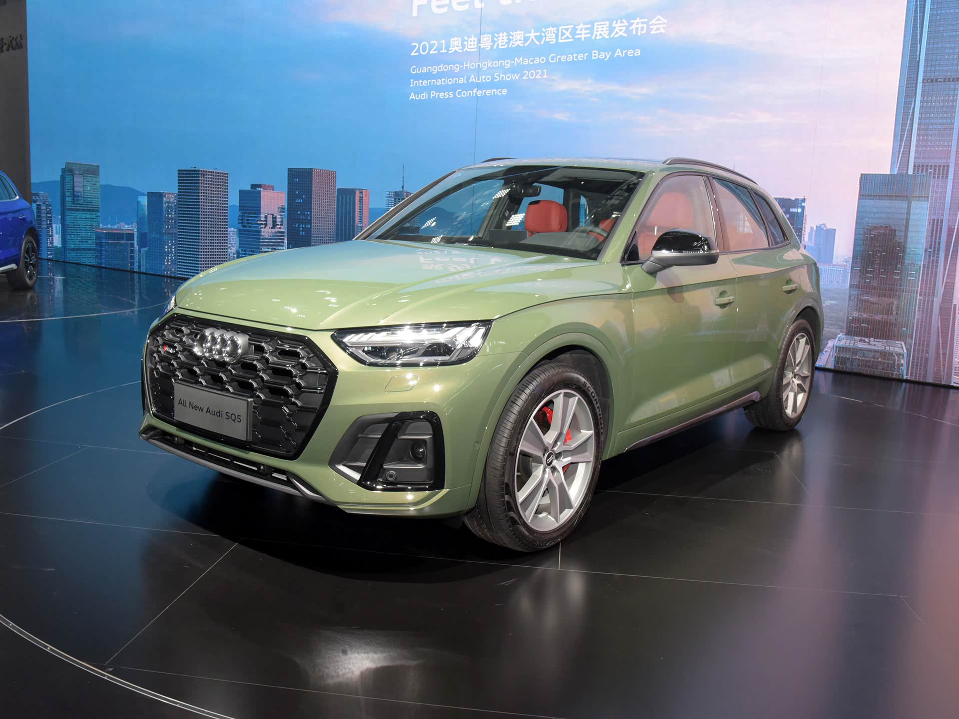 28万,奥迪2021款sq5粤港澳车展首发,可选配全速自适应巡航
