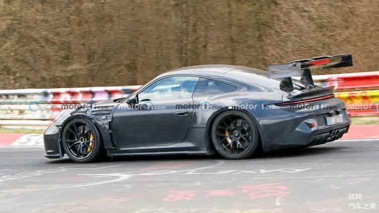 保时捷新911 gt3rs赛道测试曝光,或2022年亮相