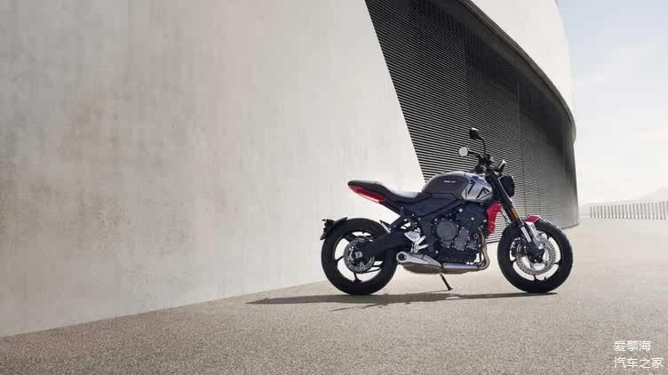 最便宜的三缸摩托车 凯旋trident 660上市