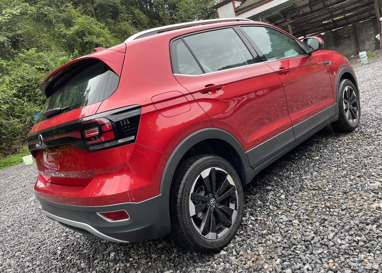 名声不大但实力不差的suv2021款大众探影实车优惠高达300万