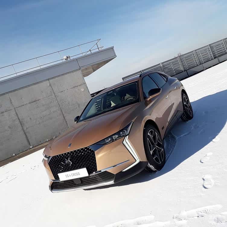 个性十足 轻奢的设计 全新ds4 cross实车