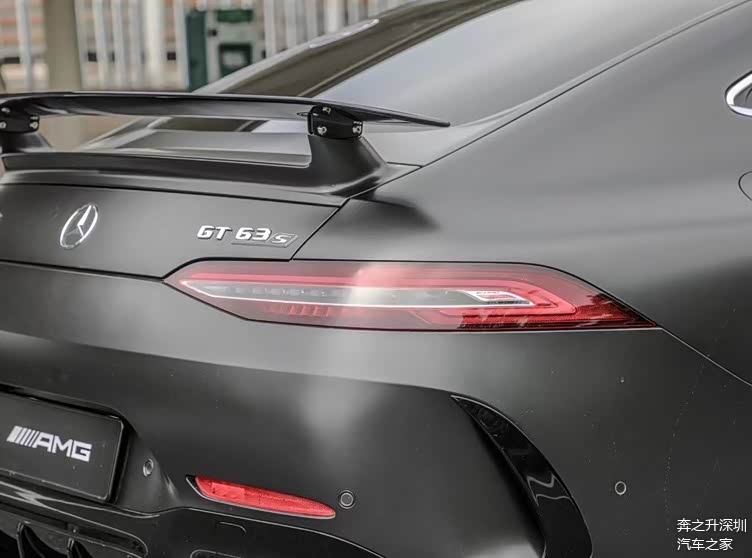 21款奔驰amg gt50升级原厂碳纤维固定尾翼效果展示