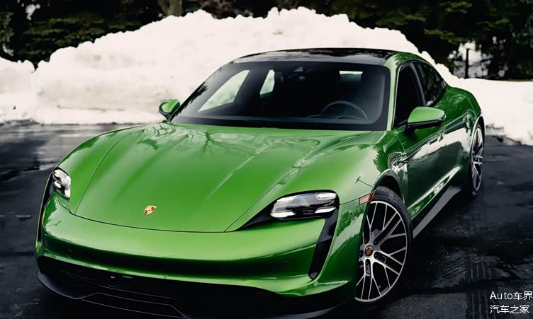 曼巴绿保时捷taycan4s运动大气的风格档次真高