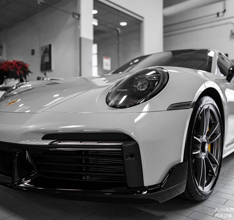 全新保时捷911turbos水泥灰涂装运动感十足网友爱了爱了