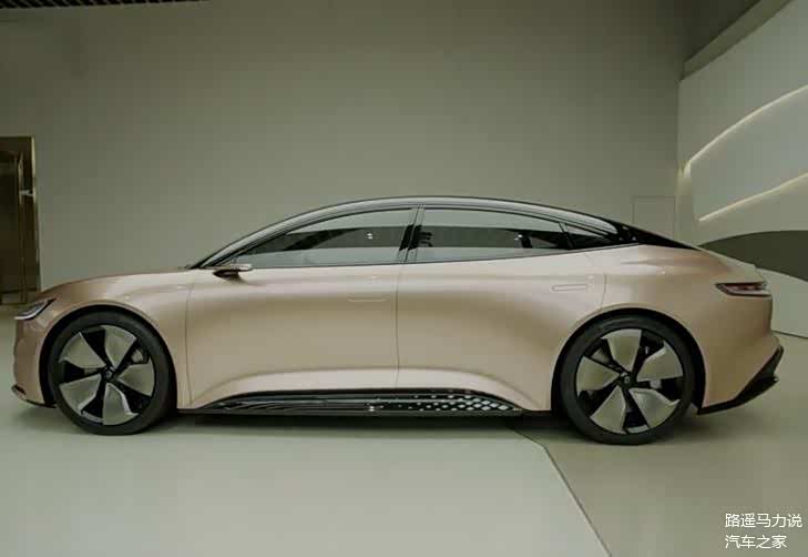 2021上海车展:定位中大型纯电轿跑 恒驰8发布