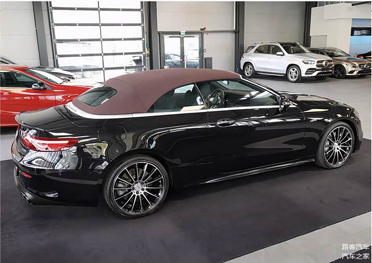 全新奔驰amge53coupe敞篷版实拍曝光搭载30t发动机