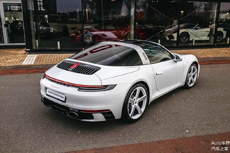 优雅运动的造型 porsche 911 targa 4s 开着有气派_车家号_发现车生活