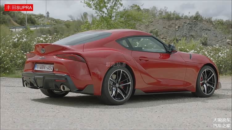 对标宝马z4仅售4960万起全新丰田supra实车