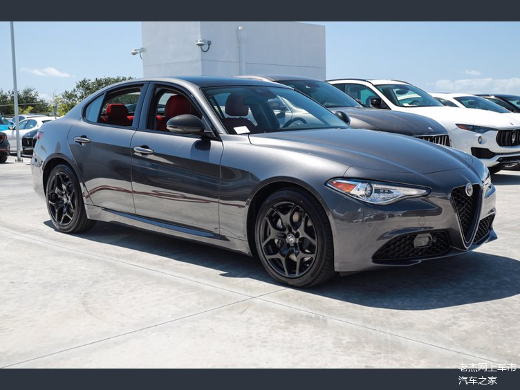 新款阿尔法罗密欧giulia,很运动颜值又高的豪华中型轿车,真香啊