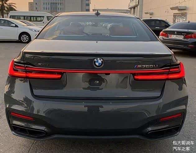 新款宝马m760li v12,这身配色颜值帅气更运动