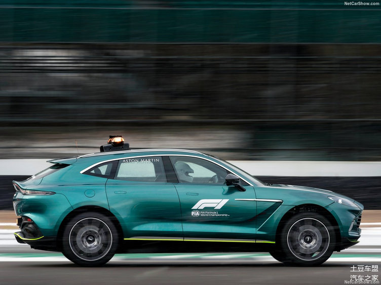基于dbx打造 阿斯顿·马丁f1医疗车官图发布