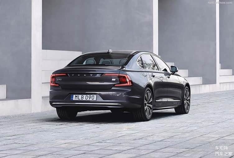 有着如此高端配置的沃尔沃s90,丝毫不输同级bba车型,缘何在较量中丝毫