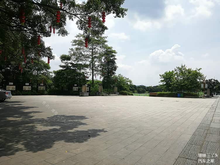 广州墙体大围村格局古村落古人超前规划游客佩服