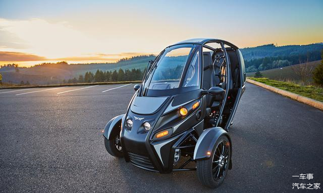 能遮风挡雨的电动倒三轮配可拆卸车门最大续航210公里