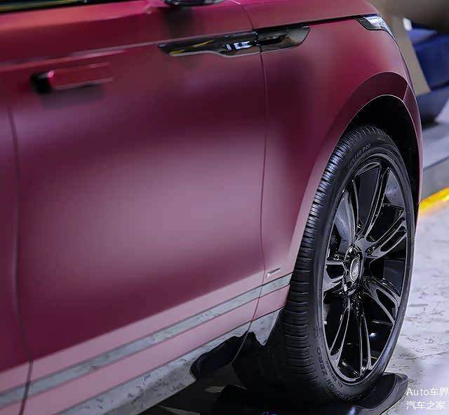 时尚奢华的设计路虎揽胜星脉实车颜值在线