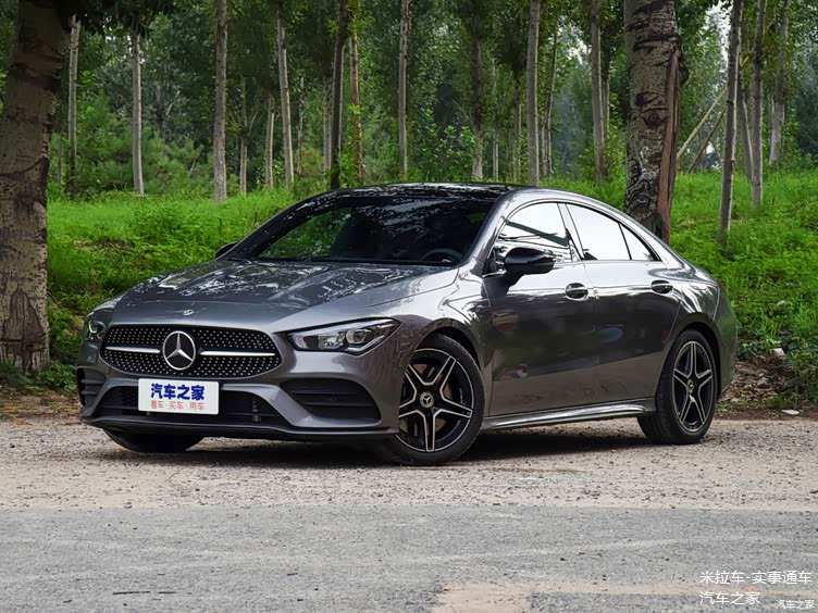 2020款车型2020款车型外观方面,2021款奔驰cla采用了奔驰家族最新设计