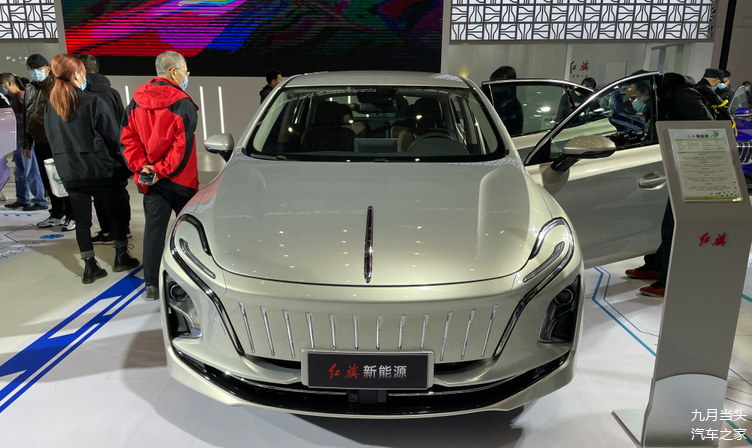 红旗全新新能源代号为e111全新纯电动轿车1月8日正式亮相