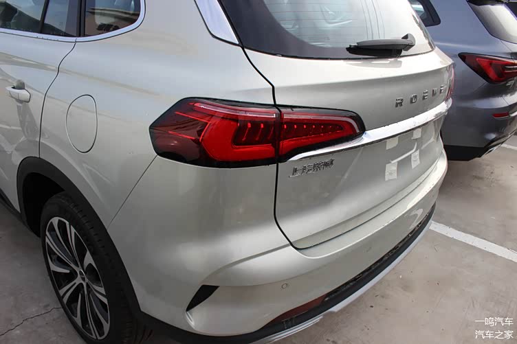 2021款rx5max到店狮标很大气15t6at油耗仅72l1388万起