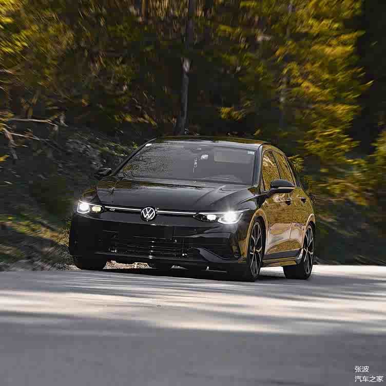 性能钢炮 动感十足 全新大众高尔夫r实车
