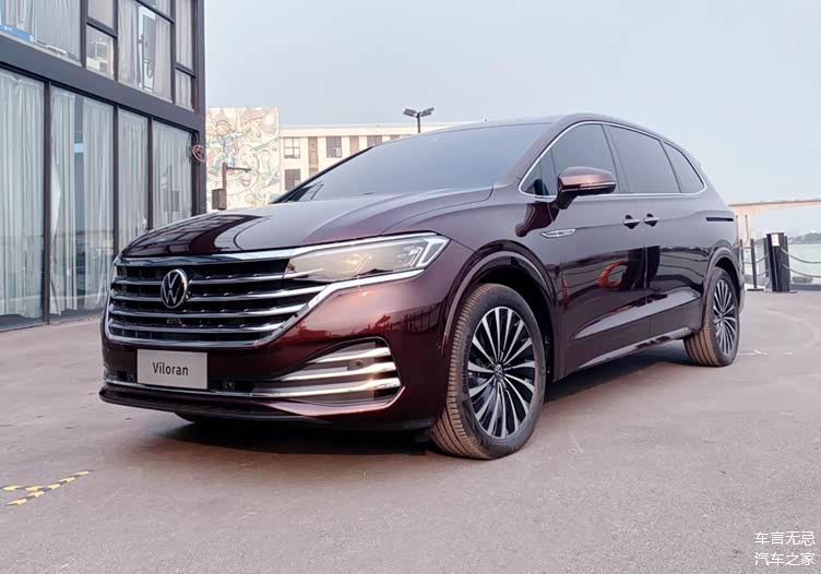 挑战者,比如本田奥德赛/艾力绅,比如东南道奇凯领,还有福建奔驰威霆等