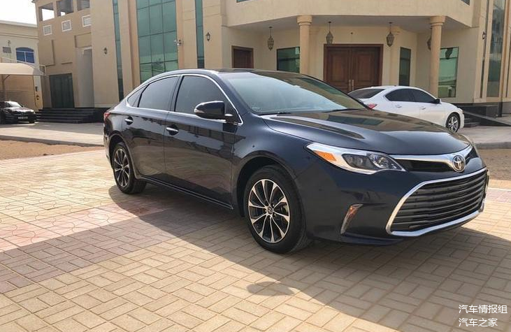 第四代丰田亚洲龙海外实拍放大版的凯美瑞