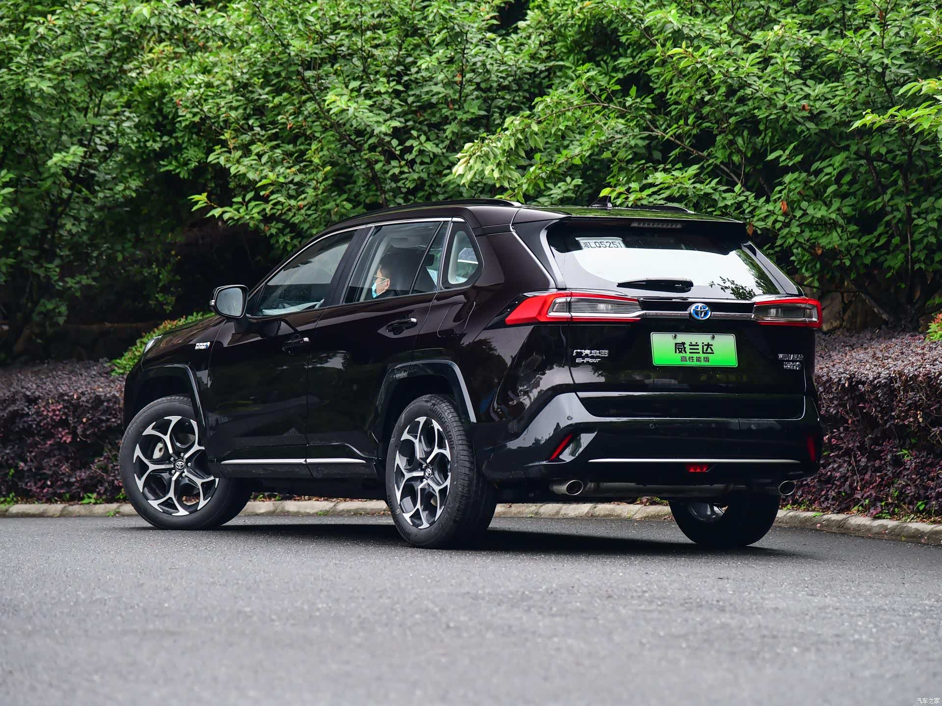 5月上市新车:丰田威兰达高性能版,颜值高,动力足,25.88万起!