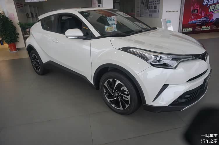 2020款丰田奕泽实车到店,颜值高,动力流畅,终于给出优惠!