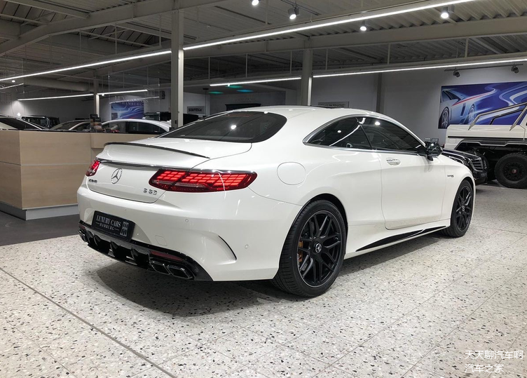 奔驰最美的车型全新奔驰amgs63轿跑车实拍网友太美了