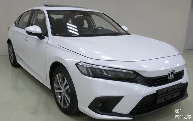 轴距增35毫米东风本田新一代思域三厢版实车首曝