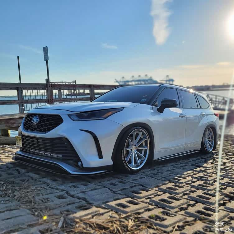 低趴的造型 更加运动 全新丰田汉兰达xse版实车