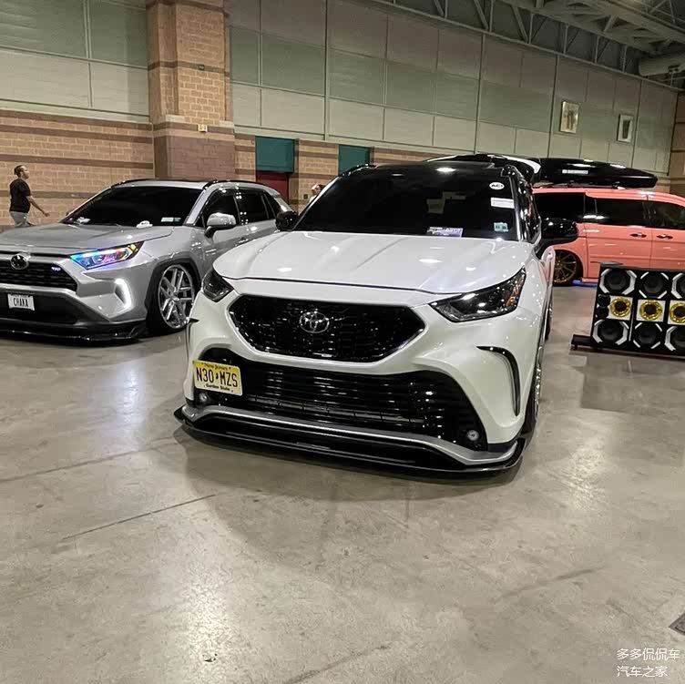 低趴的车身 酷黑的元素 全新丰田汉兰达xse版实车