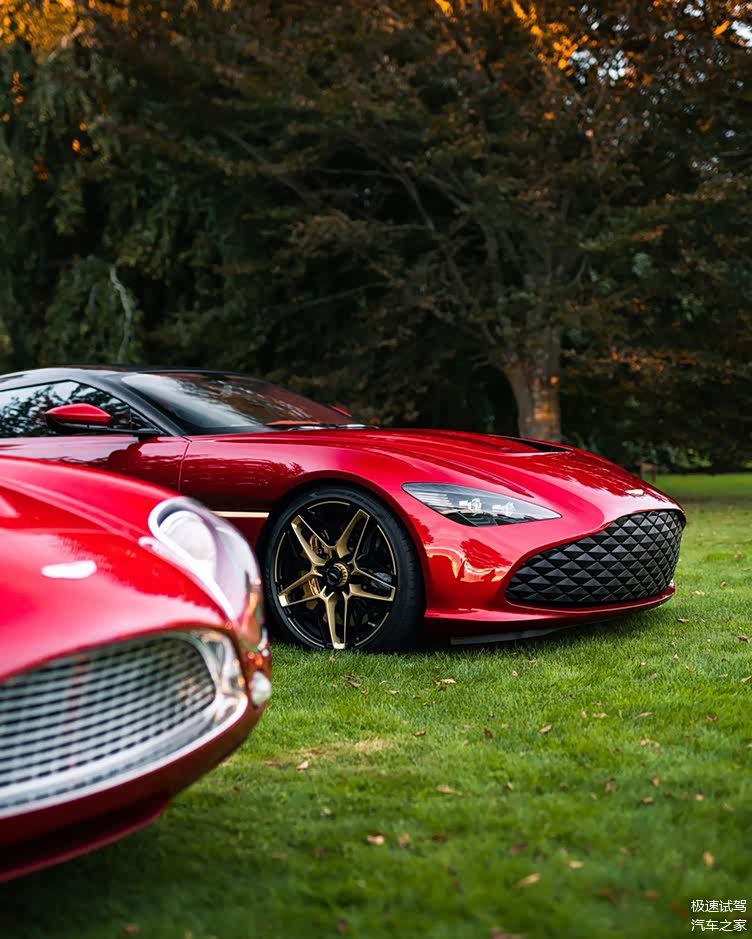 阿斯顿马丁dbsgtzagato海外实车实拍照外形十分优雅大气