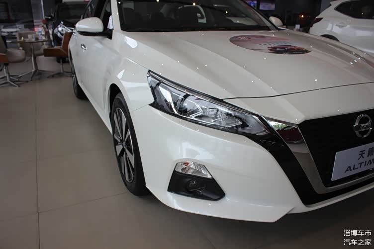 探店2021款日产天籁,最高优惠2.7万,售价惊喜,确定不考虑下?