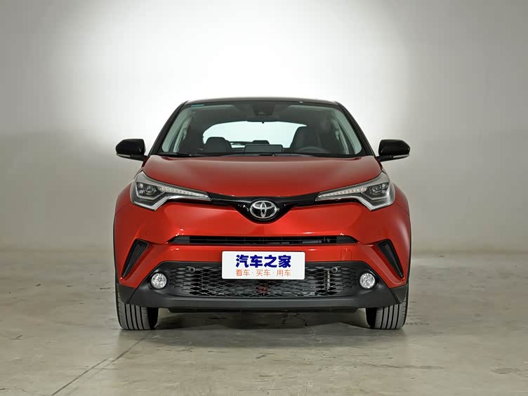 丰田这次认输了,上市刚1年就优惠1万,全系标配12气囊!