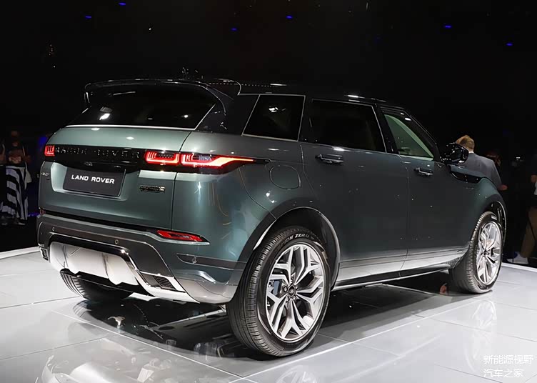 预售39万起加长版的奇瑞路虎揽胜极光l开启预售