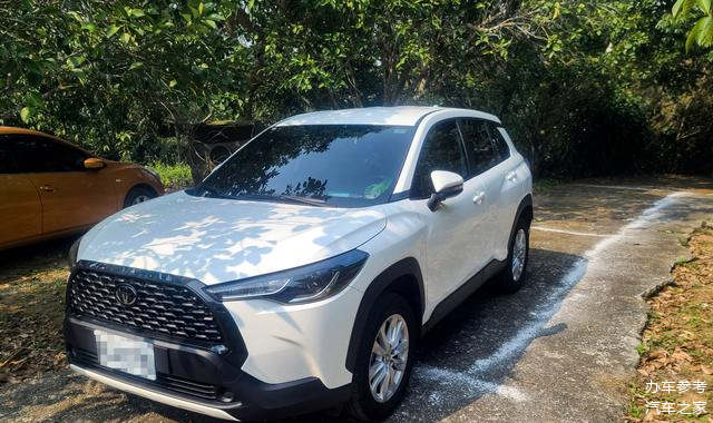 从城市代步角度试驾全新丰田卡罗拉cross感受依旧满意