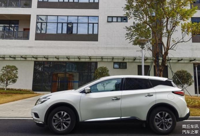 什么都好就是太老气2021款日产楼兰全系降35万裸车2038万起