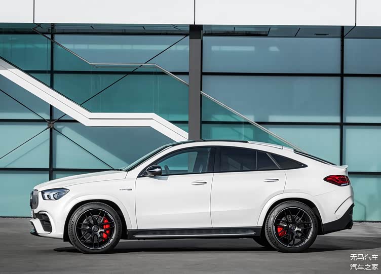 奔驰顶级性能suv换代!全新amg gle 63 s coupe官图发布!