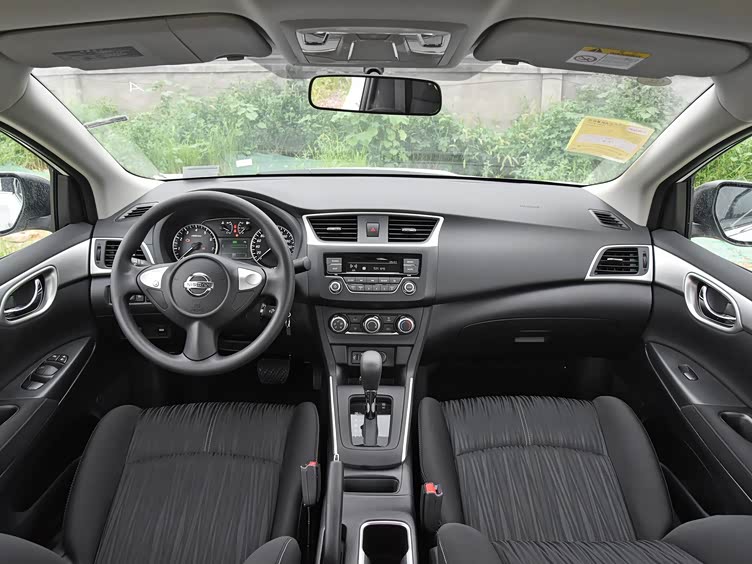 6xe cvt舒适版内饰/引自汽车之家图库