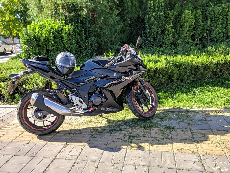 要速度也要卖卖酷,短途摩旅神器:铃木gsx250r