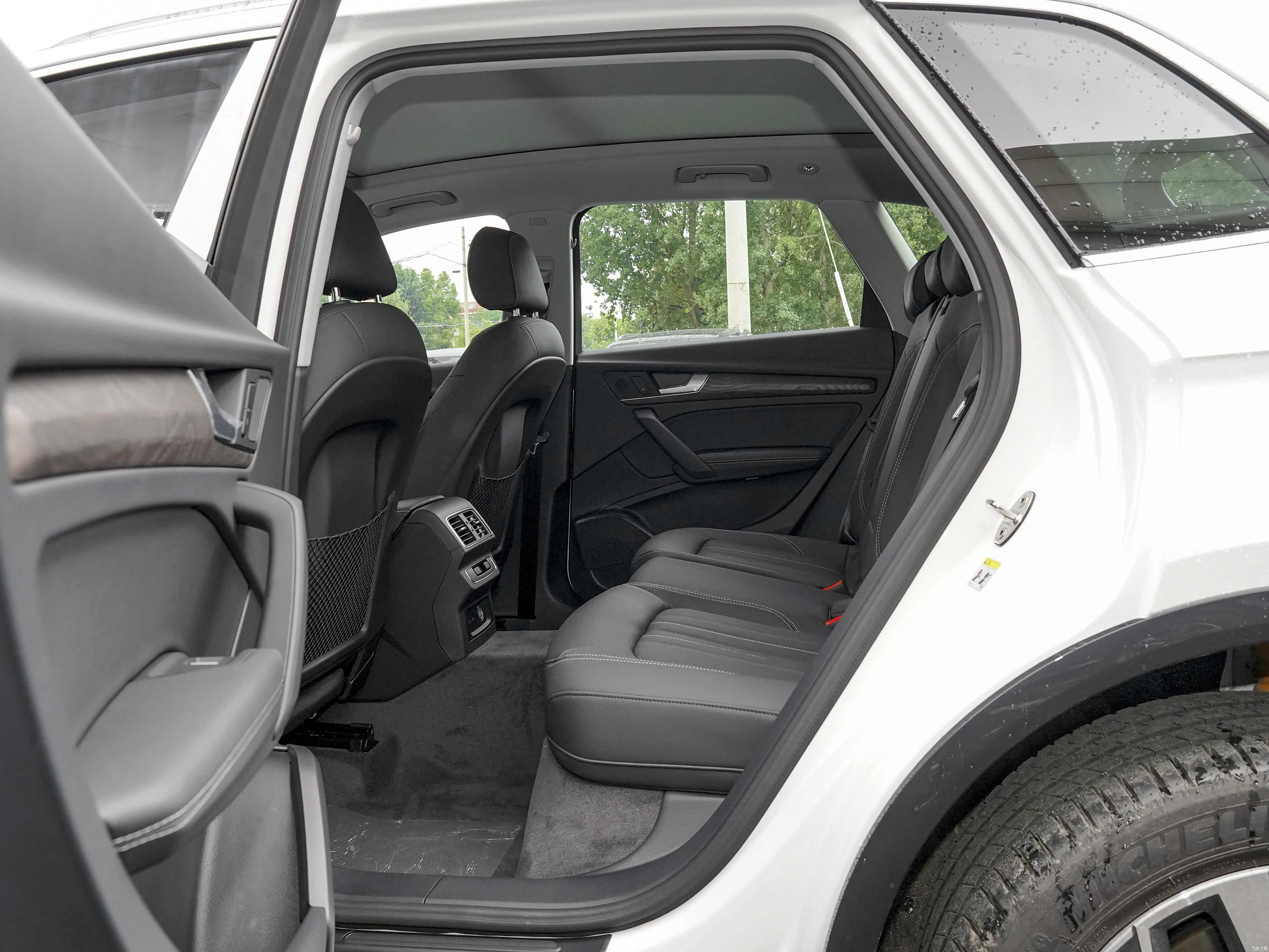 2021款奥迪q5l/引自汽车之家图库