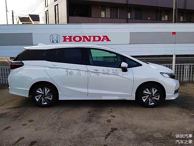 新款本田"飞度"旅行版,不大的车身,却拥有不错的空间