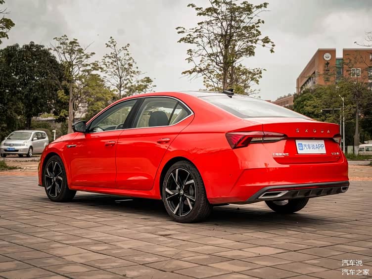 试驾测评明锐pro奥迪a3同平台标配运动套件斯柯达要起势了