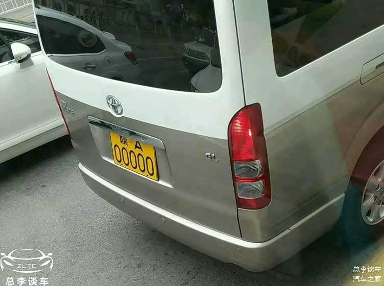 西安黄牌五连号,顶级豪车配靓号,豪车经常被人借走当婚车