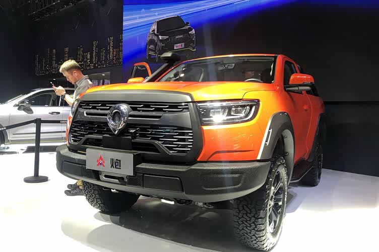 轴距短了半米,双门布局,长城火炮皮卡上市