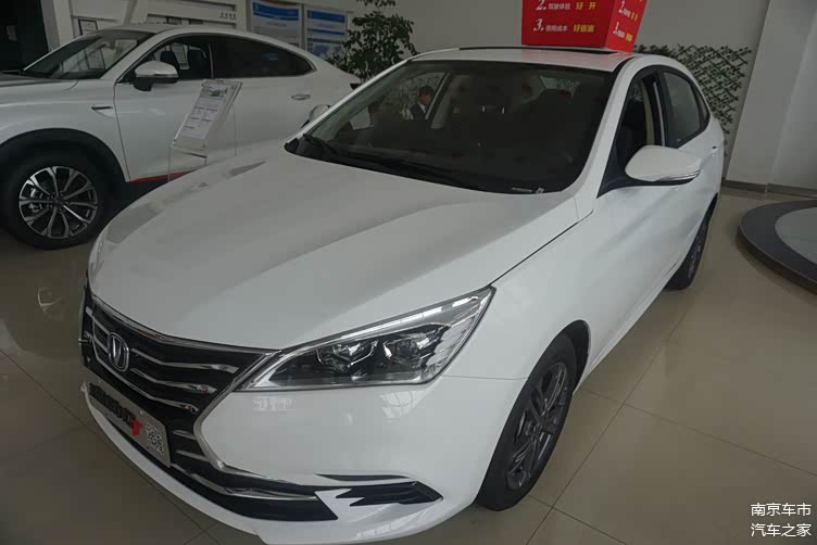 2019款长安逸动dt到店,外观很精致,终端给出优惠,1.6l很省油