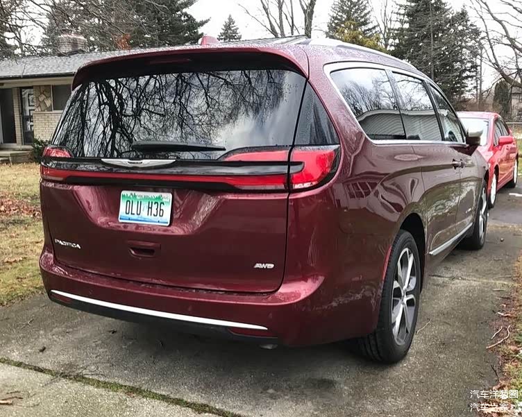 新款克莱斯勒大捷龙实车 美系豪华mpv/对标丰田塞纳