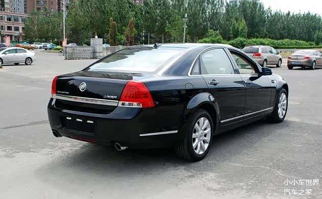 别克林荫大道30v6运动感强烈黑色涂装太酷炫