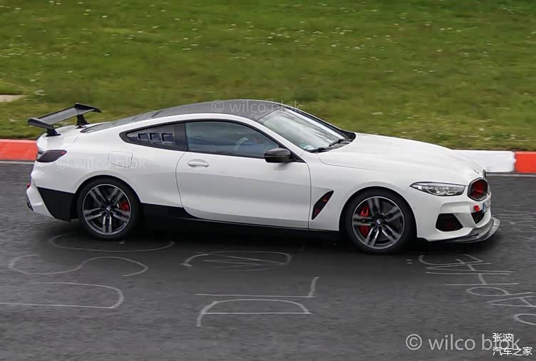宾利欧陆gt的劲敌 全新宝马m8 csl无伪装谍照