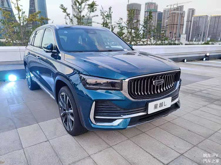 1372万元起吉利星越l上市硬扛合资suv